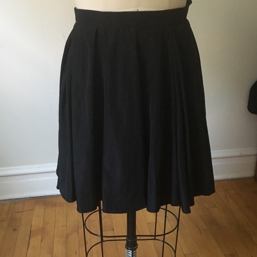 AMERICAN APPAREL BLACK CHIFFON SKIRT
